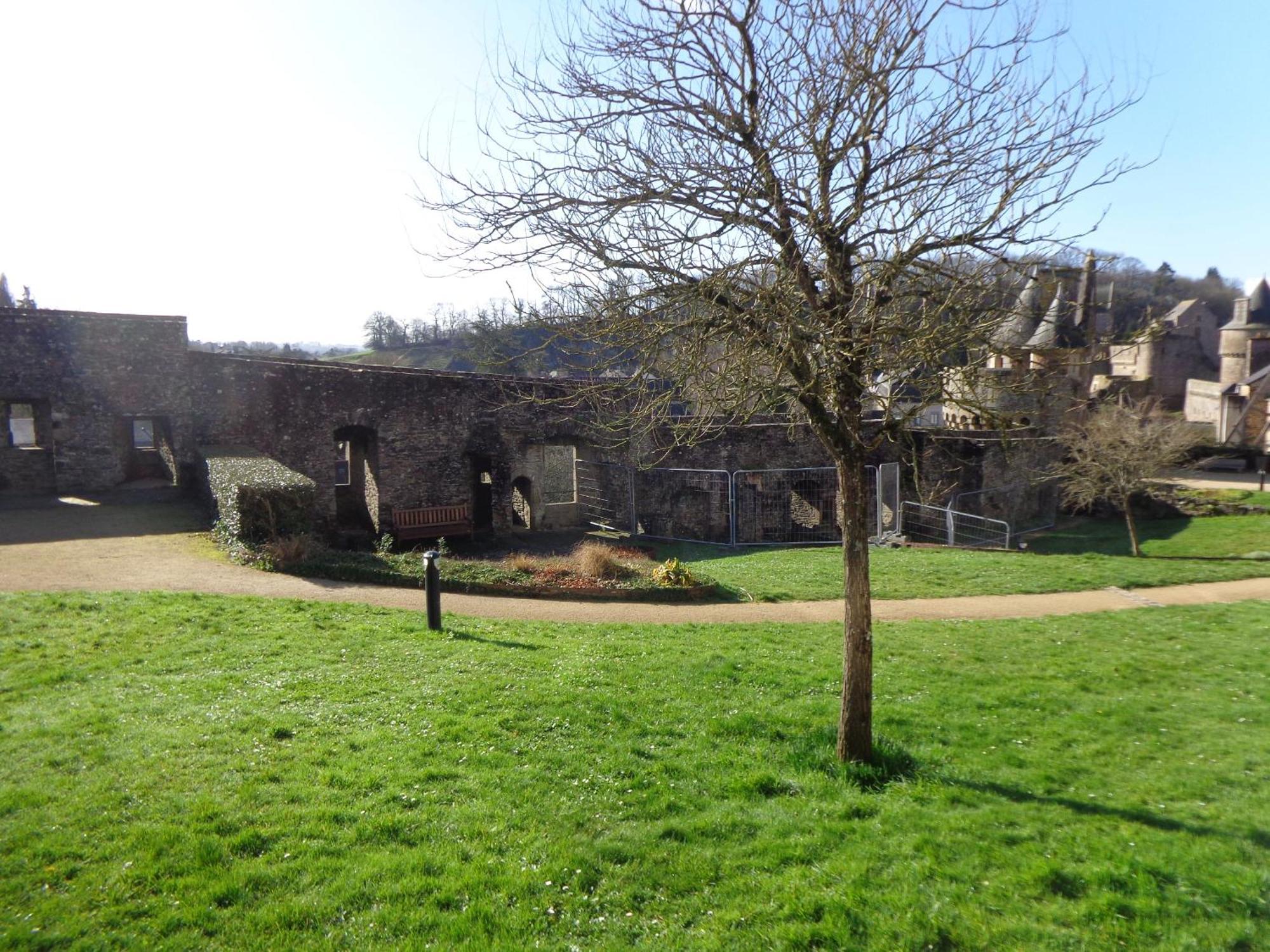 Le Relais Medieval Fougères Buitenkant foto